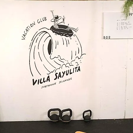 Sayulita Surfhouse فندق مبيت وإفطار *